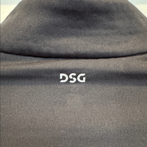 DSG Women's Run Grid 1/4 Zip Jacket Fleece Pullover Black MEDIUM cold gear NWT - Picture 14 of 14